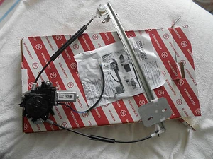 VW ELECTRIC WINDOW REGULATOR WITH MOTOR - LEFT - NEARSIDE - 95211801 GOLF/RABBIT - Picture 1 of 2