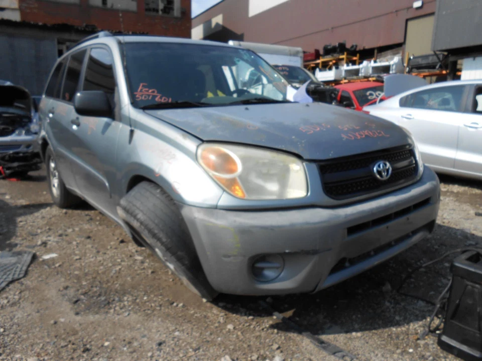 Used Air Cleaner Assembly fits: 2005 Toyota Rav4 2AZFE engine Grade A Foto 1 de 4