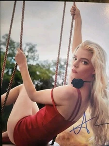 NUOVO FIRMATO FURIOSA ANNA TAYLOR JOY / COA LEGGERE DESCRIZIONE - Foto 1 di 1