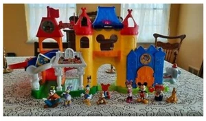 Fisher Price Little People Day at Disney Magic Kingdom Castle Disneyland ~ Lot - Picture 1 of 3