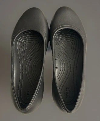 Pisos de ballet Crocs para mujer talla 10 en el trabajo negros antideslizantes nuevos Foto 1 de 4