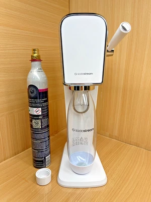 SodaStream Art White Soda Machine and Sparkling Water Maker Kit - Изображение 1 из 2