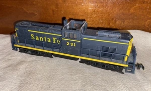 HO Scale ATT Santa Fe Center Cab Switcher Locomotive # 231 - Untested - Picture 1 of 6