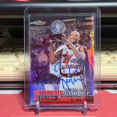 Mitch Richmond 2001 Topps Finest Moments Refractor On Card Auto All Stars - Image 1 of 2