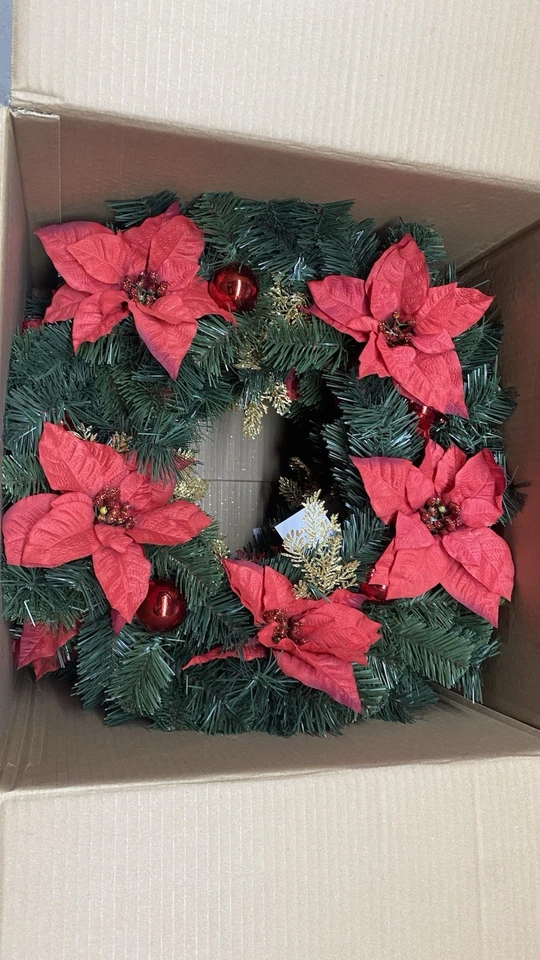 Northlight 24" Pine Poinsettia Berry and Pine Cone Artificial Christmas Wreath