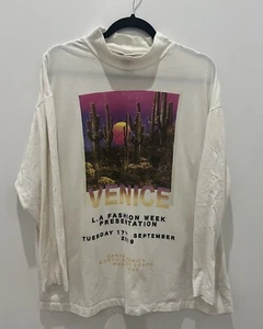 VINTAGE 2019 LA Fashion Week Venice Half Mock Neck Long Sleeve T-shirt / White - Picture 1 of 5