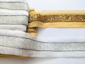 Orlo in pizzo Katdana ricamato oro, bianco, abbellimento indiano da cucire su indumento - Foto 1 di 12