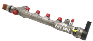 VW Golf VI MK6 2.0TDI 03L130089P Kraftstoffverteiler Einspritzleiste Railrohr - Picture 1 of 3