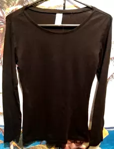 NOW WOMEN'S CLOTHING: K-MART BRAND/ LONG SLEEVE CASUAL TOP - GOOD CONDITION - Picture 1 of 3