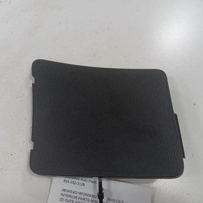 Cubierta interior derecha Mazda CX-5 KD4568962 2016 2015 2014 2013 Foto 1 de 4