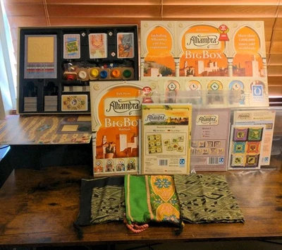 Alhambra Big Box Game + 2 Queenies, Magical Buildings, & Wooden Fountains 2009 - Image 1 of 4