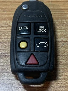 OEM 2007-2014 VOLVO XC90 XC70 V70 S60 REMOTE FLIP KEY 5 BUTTONS LQNP2T-APU - Picture 1 of 3