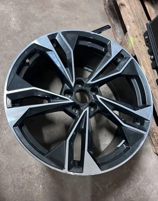 ~Gebraucht Audi Sport 20 Zoll Alukomplettrad 8W0601025EQ  - Bild 1 von 3