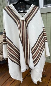 Creamy Wool Long Poncho Tribal Southwestern Warm Excellent! - Picture 1 of 7