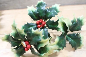 Vintage Plastic Christmas Holly Sprig Pick Green Red Berries Plastic Lot Of 9 - Picture 1 of 3