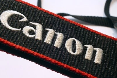Correa de hombro para cámara Canon EOS negra-blanca bordada 3 cm de ancho - OEM genuina Foto 1 de 4