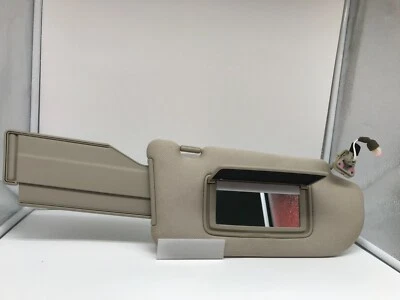 Оригинальный бежевый пассажирский солнцезащитный козырек 2006–2010 Infiniti M35 SV0868 - Изображение 1 из 4