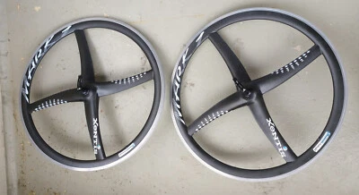 Laufradsatz Xentis Mark 1 28" 700C 622 LRS Carbon Felgen DT Swiss Lightweight - Bild 1 von 4