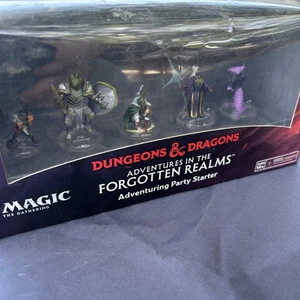 MTG Minis: D&D Adventures in the Forgotten Realms Adventuring Party Starter NEW - Picture 1 of 9
