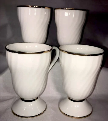 Neiman Marcus Porcelina Blanca Borde Dorado Pedestal Borde Oro Tazas Foto 1 de 4