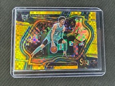 2022-23 Panini Select Lamelo Ball Gold Courtside /10 No. 241