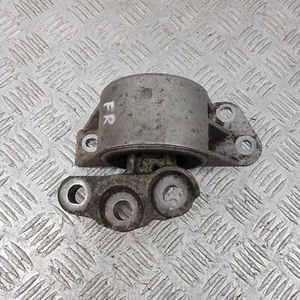 SUPPORTO SUPPORTO MOTORE FIAT 500L 2014 LATO GUIDA DESTRO 00557036510 - Foto 1 di 12