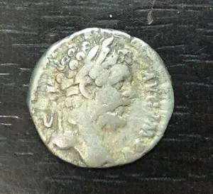 ANTIQUE - Septime Sévère (193/211) - Denier à identifier - 2,45 g - Foto 1 di 2