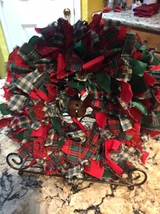 HANDMADE 15" CHRISTMAS 4 LAYER RAG WREATH W/  RUSTIC BELL - PRIMITIVE COUNTRY - Picture 1 of 6
