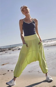 NEU Gr. M 98 $ Free People Movement neongrüne Haremshose Give Your All Jogginghose - Bild 1 von 13