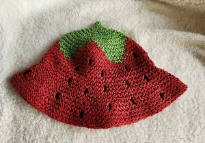 NWT Vintage Gymboree 2007 STRAWBERRY Straw-like Bucket Hat 12-24 months RARE - Picture 1 of 2