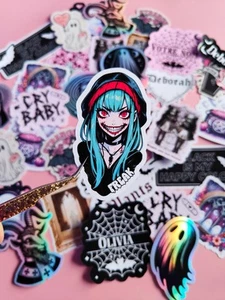 Aufkleber "Freak Anime Girl" Laptop Sticker, Horror, Dark Aesthetic, Spooky, Geschenk - Bild 1 von 3