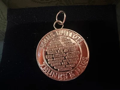 LOUIS VUITTON 30mm Big Gold Medallion style Charm / zip/ LV Pendant double sided - Image 1 of 4