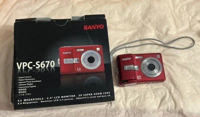 Sanyo VPC-S670R-RED-6.0 MP Digital Camera W/BOX  “NOT WORKING DAMAGED” READ - Image 1 of 4