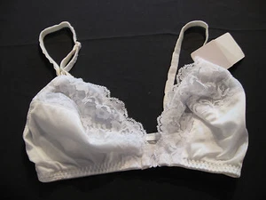 Maidenform 6848 Classic Sweet Nothings Soft Cup Bra White Front Closure NWT - Picture 1 of 3