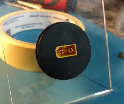 Adaptador de montaje en panel roscado, conector XT60H / XT60I Foto 1 de 4