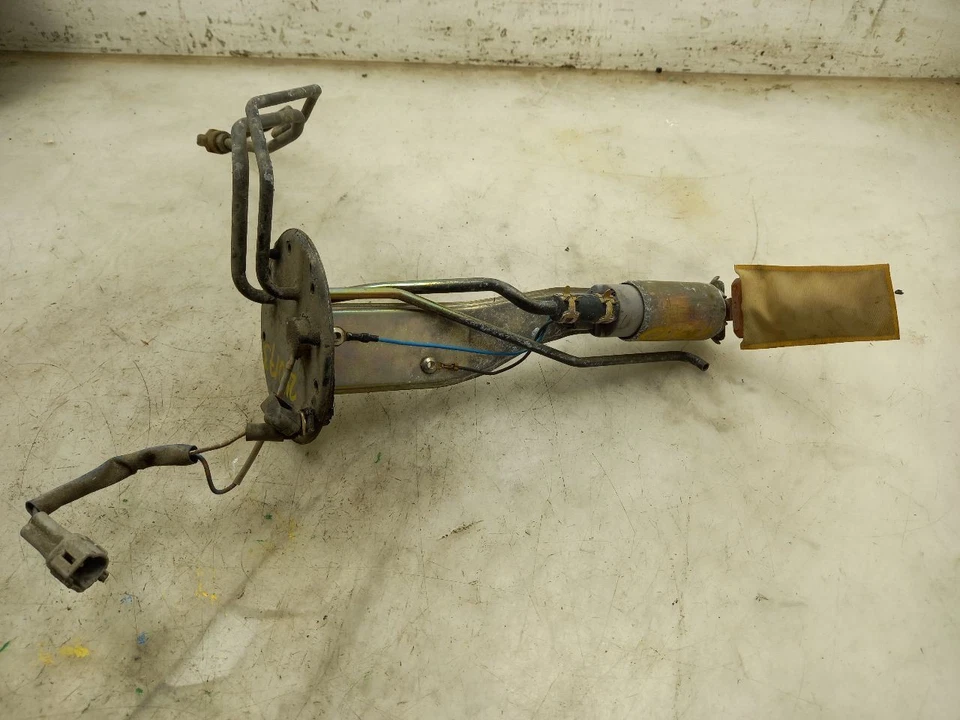 93 94 95 96 97 98 TOYOTA T100 BOMBA DE COMBUSTIBLE 3,0 L Foto 1 de 4