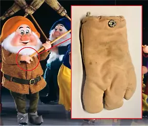 1986 Disney World on Ice Schauspieler gebraucht Seven Dwarf Glove "sleepy" - Bild 1 von 13
