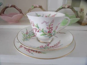 VINTAGE ROYAL DOULTON BELL HEATHER FINE BONE CHINA TRIO - Picture 1 of 13