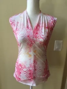 Nwt Vince Camuto Women's Pink Snakeskin Print V Neck Cap Sleeve Top Size S - Picture 1 of 6