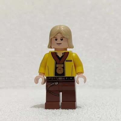 LEGO Minifigure Star Wars Luke Skywalker Celebration Yellow Jacket sw0257a - Image 1 of 4