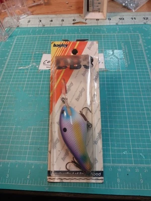 Huevo de Pascua Bagley Crankbait Db3 de colección 84G hay cinta en el extremo de la caja Foto 1 de 4
