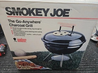 Vintage Ioen Box - 1985 WEBER SMOKEY JOE The Go-Anywhere BBQ GRILL #10001  - Image 1 of 4