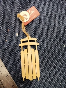 Holiday Craft Holz Ornament Schlitten 2" x 4" - Bild 1 von 5