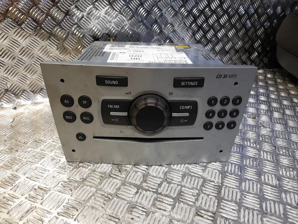 VAUXHALL CORSA D 2006-2014 CD PLAYER STEREO & MP3 HEAD UNIT 13289919 - Image 1 of 4