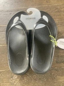 Oofos Oomega Thong Platform Recovery Sandals Size 11 Women Color Black BrandNew! - Picture 1 of 9