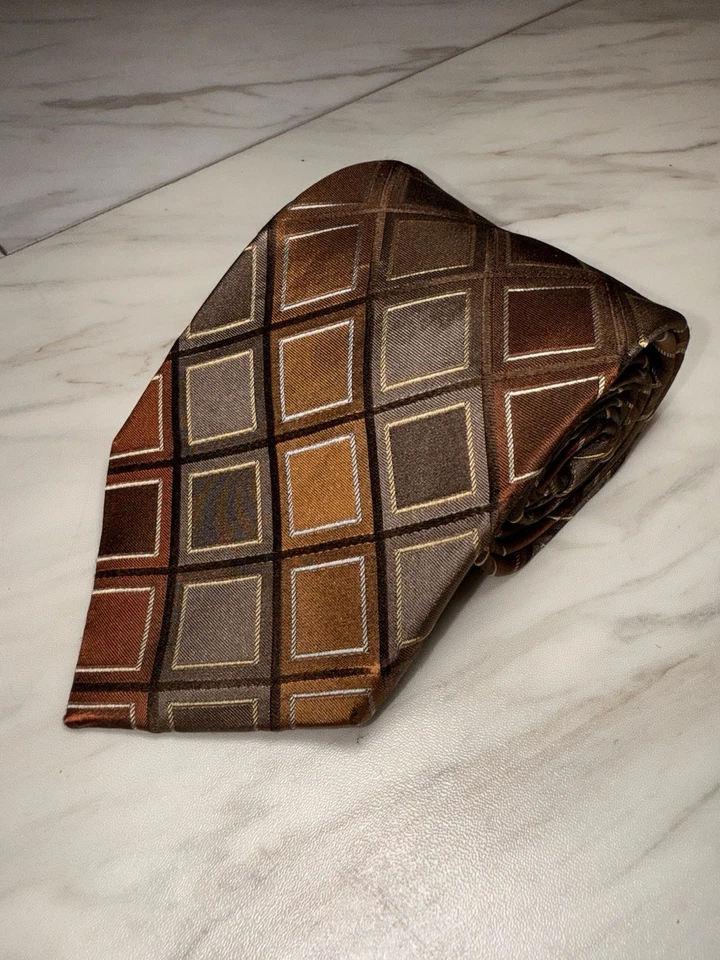 Corbata larga Perry Ellis Portfolio de seda marrón geométrica para hombre de negocios 61x3,5 Foto 1 de 4