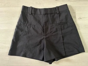 Zara Damen M schwarz hoch tailliert Shorts mit Taschen gebraucht, in einwandfreiem Zustand - Bild 1 von 6