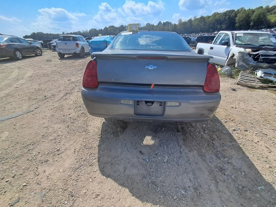 Maletero/portón trasero con alerón para 05-07 MONTE CARLO 2676404 Foto 1 de 4