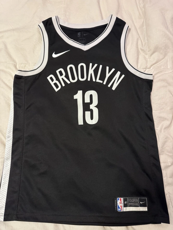 Camiseta Nike Swingman James Harden #13 Brooklyn Nets tamanho 48 grande - Imagem 1 de 4