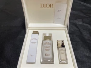 Dior Prestige Light-in-White Lumiere GIFT Set peeling lotion serum w/vanity BOX - Picture 1 of 5
